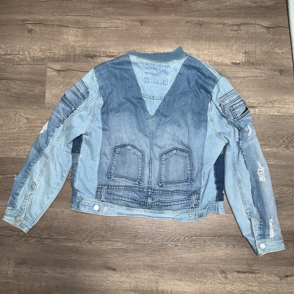 Recycled pieced Levi’s denim jacket - Picture 4 of 4